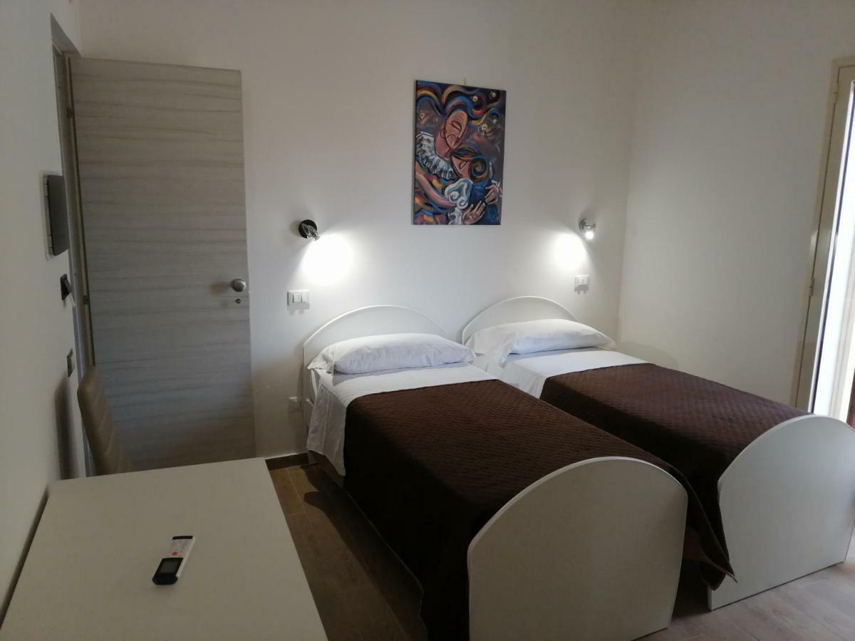 Opera Boutique Rooms Monreale Bagian luar foto