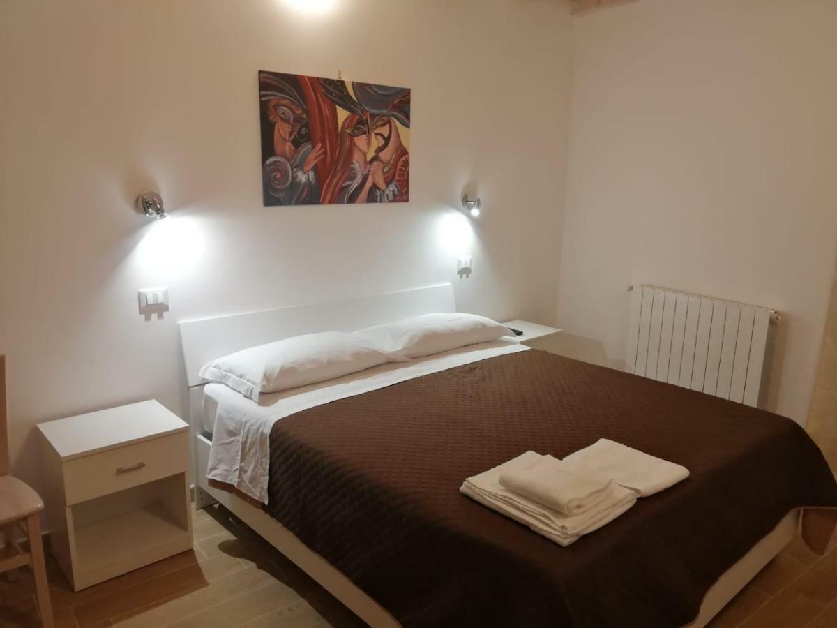 Opera Boutique Rooms Monreale Bagian luar foto