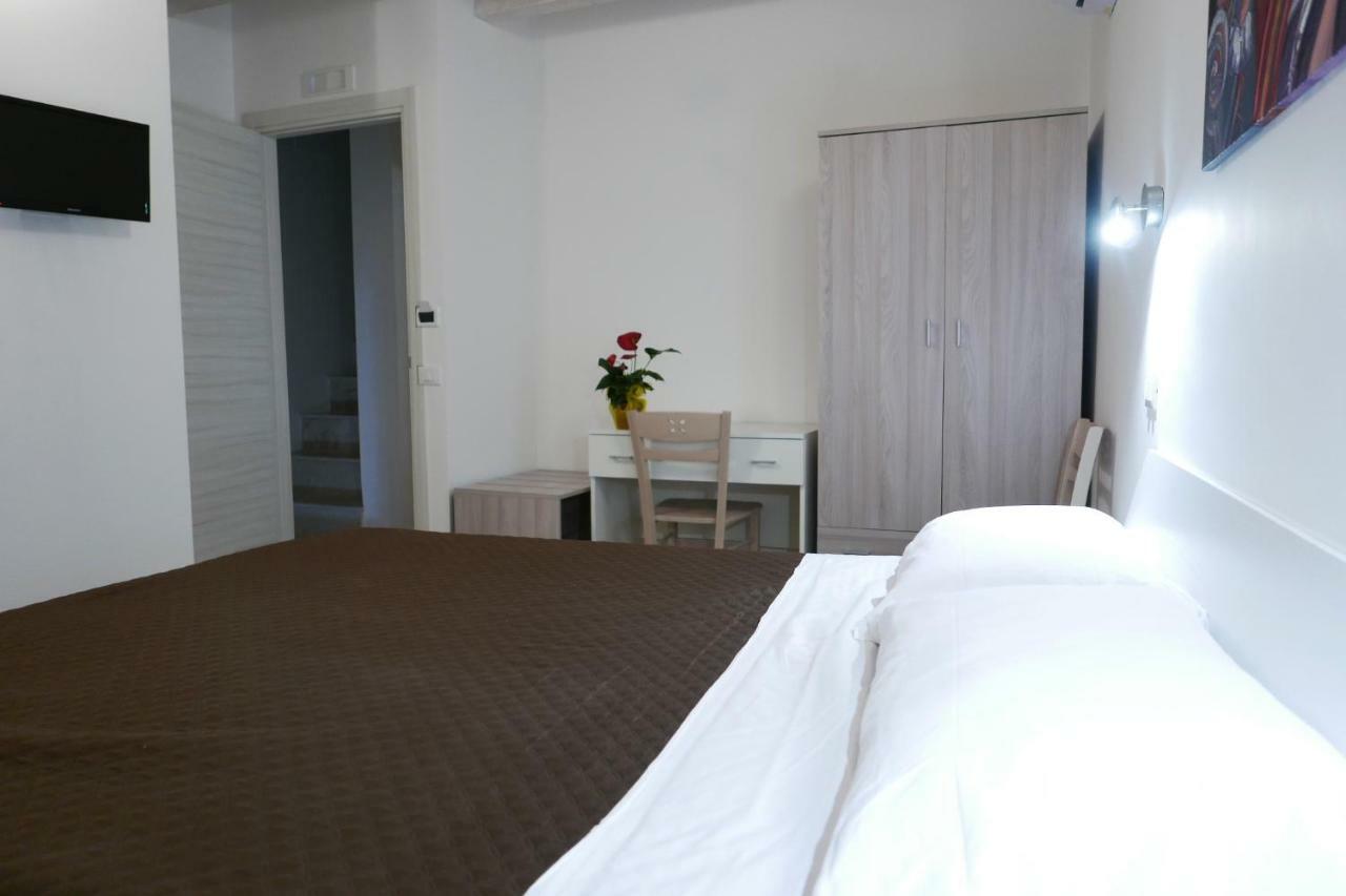 Opera Boutique Rooms Monreale Bagian luar foto
