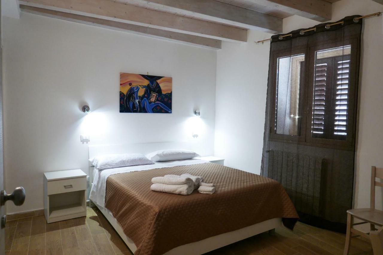 Opera Boutique Rooms Monreale Bagian luar foto