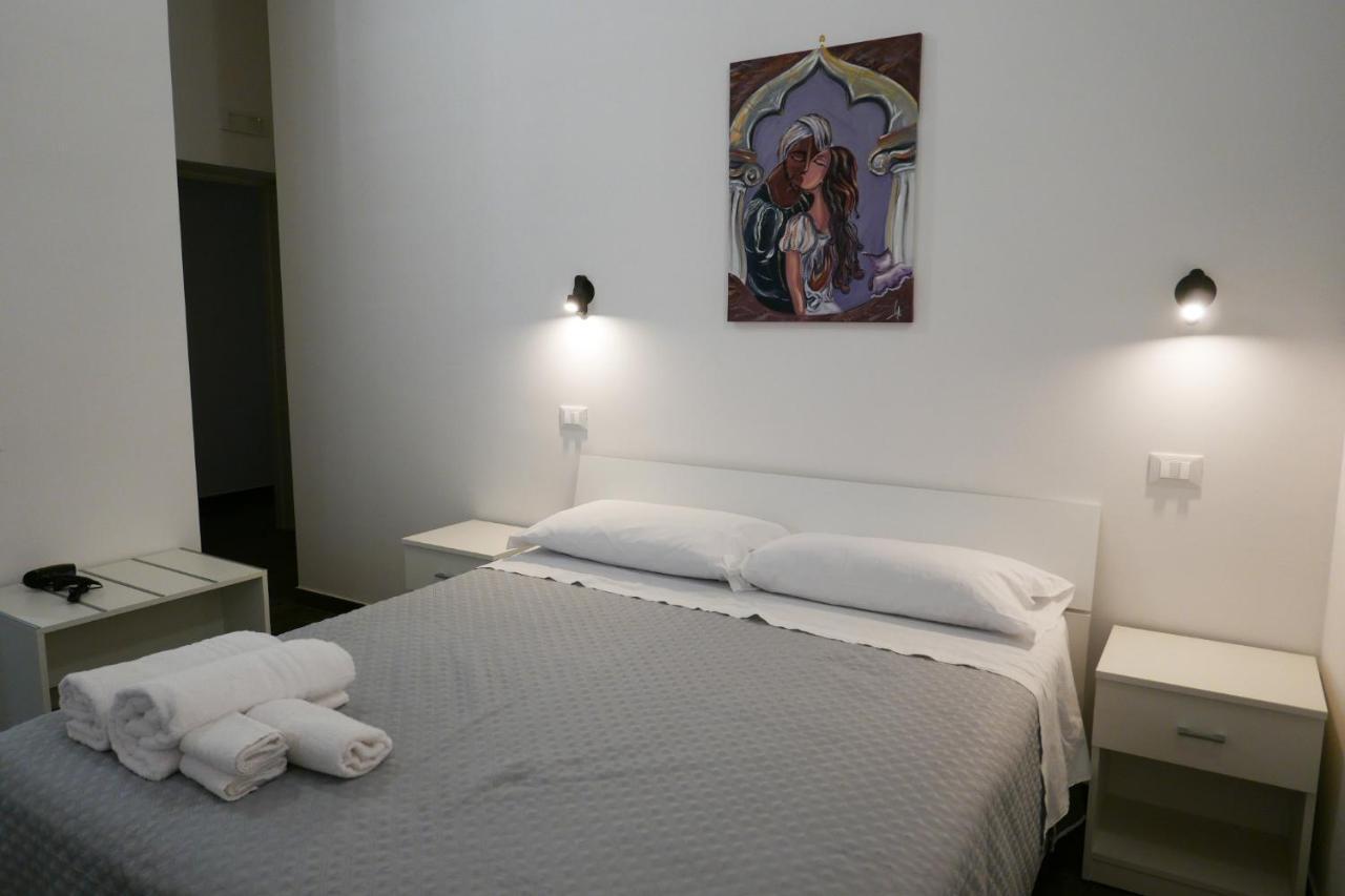 Opera Boutique Rooms Monreale Bagian luar foto